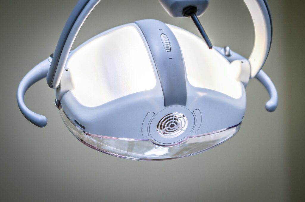 dentist, equipment, replacement lamp-428650.jpg